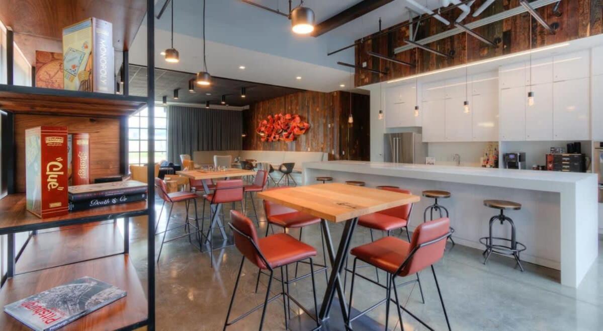Cozysuites Boutique Sdo, Lawrenceville Питтсбург Экстерьер фото